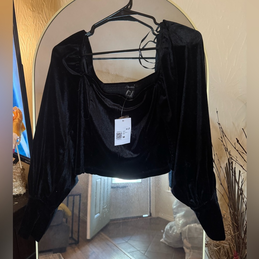 Forever 21 Black Velvet Crop Top